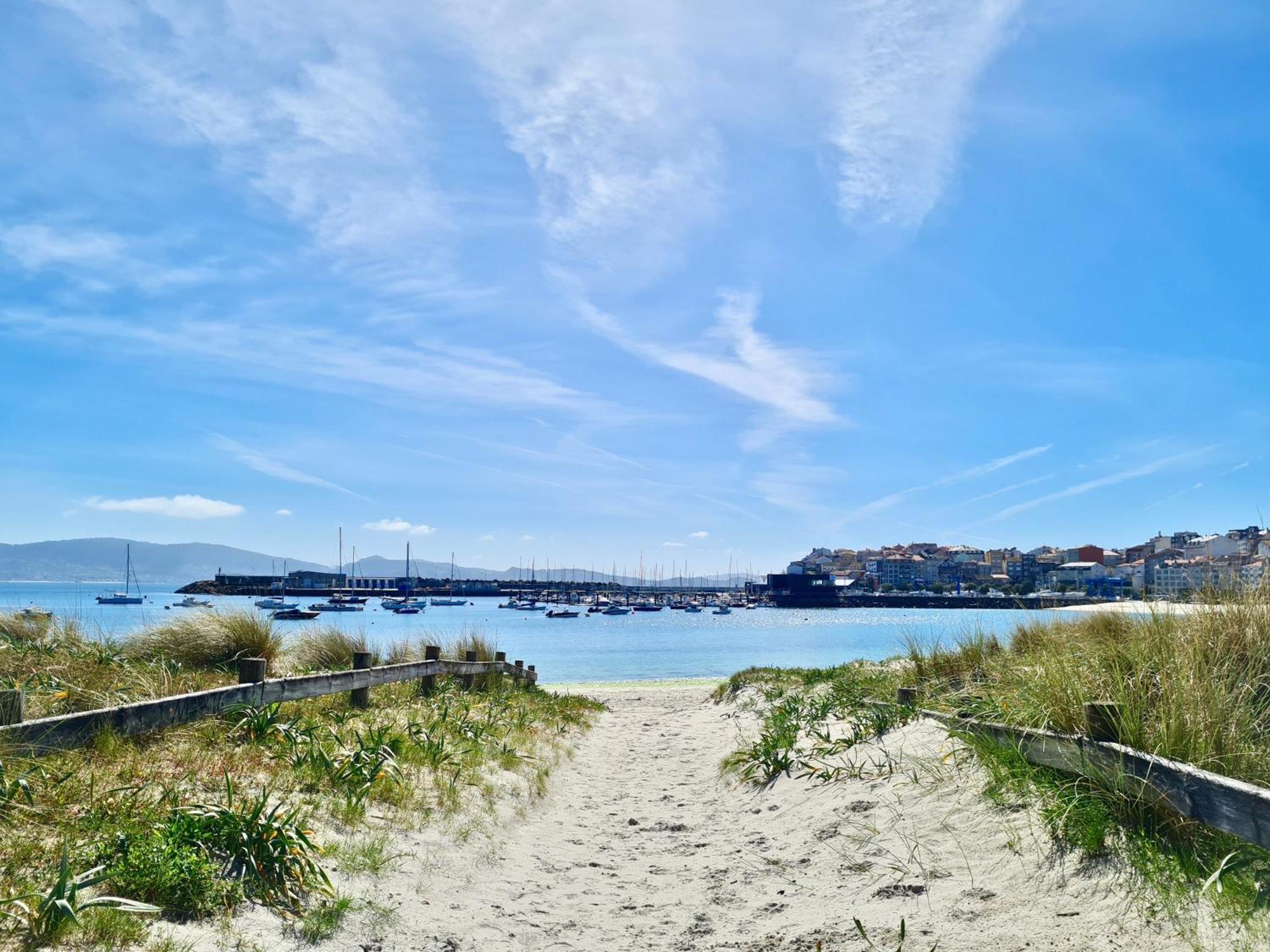 Apartamento En La Playa! Apartment Sanxenxo Luaran gambar